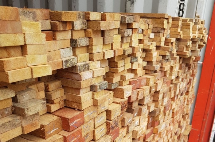 Falta madeira legalizada no mercado de Manaus
