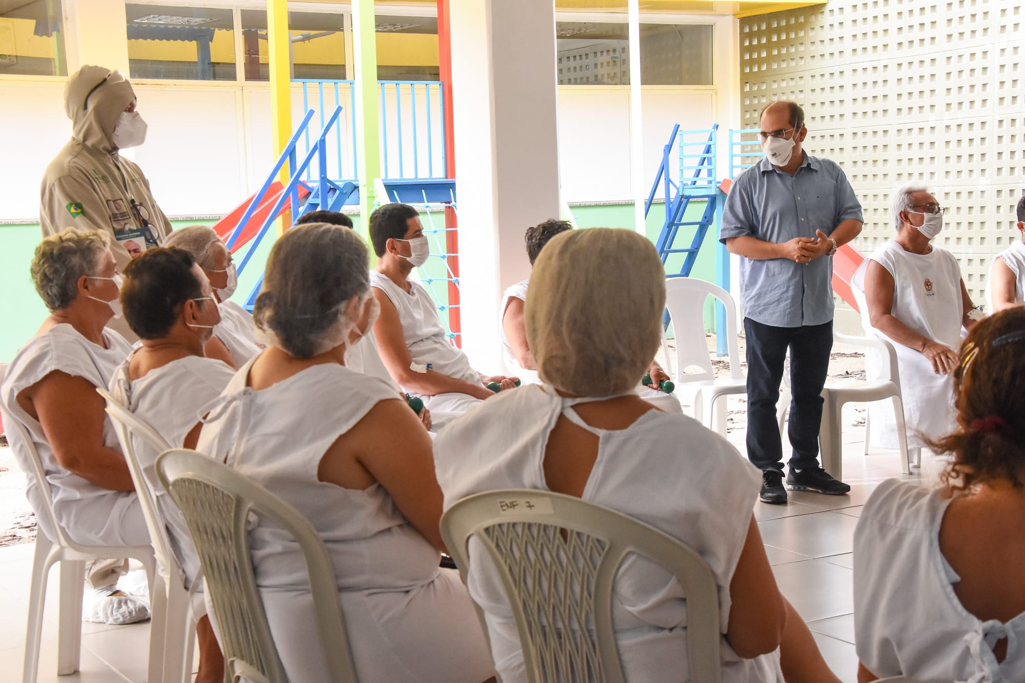 Hospital de campanha Gilberto Novaes utiliza dinâmicas de grupo no tratamento de pacientes Hospital de campanha Gilberto Novaes utiliza dinâmicas de grupo no tratamento de pacientes