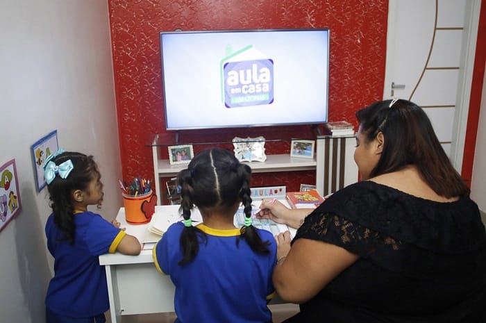 Pais de alunos aprovam o projeto ‘Aula em Casa’