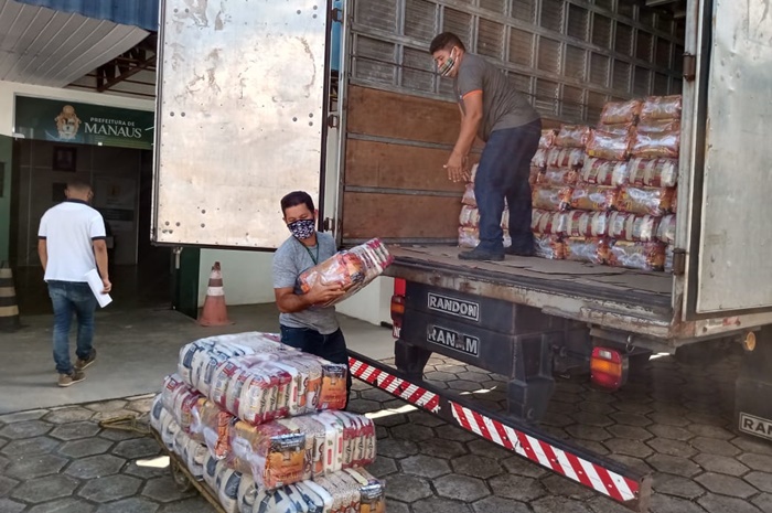 Embaixada dos EUA doa 2,8 mil cestas básicas para a PMM