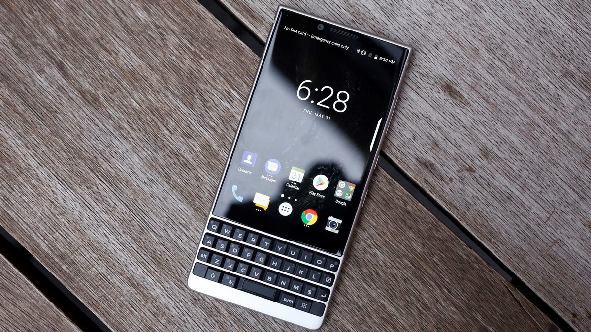 BlackBerry vai voltar em 2021