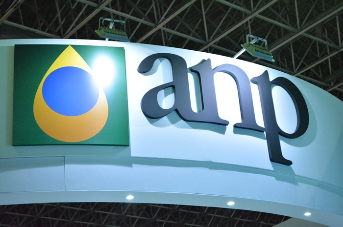 ANP prorroga contratos de campos maduros terrestres de petróleo e gás