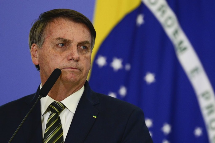 Bolsonaro critica derrubada do veto que impede reajuste a servidores