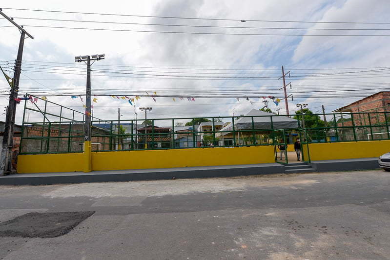 Campo de futebol Manaus 2000 é revitalizado aos moradores do Distrito Industrial