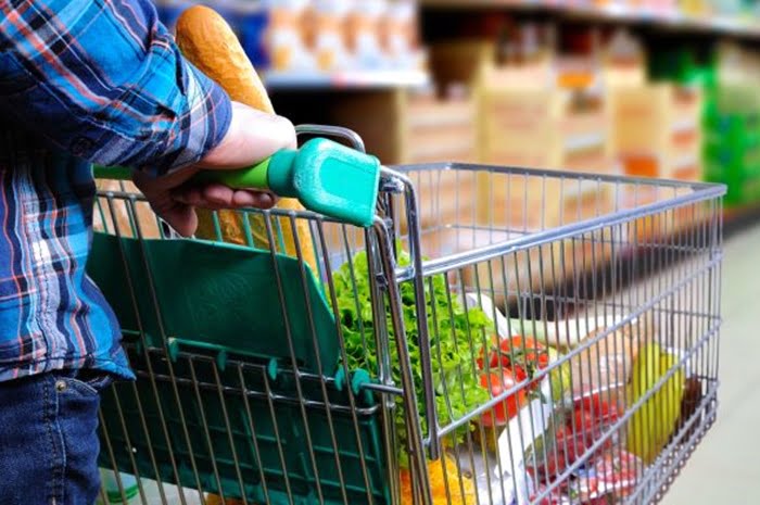 Inflação do alimento acumula alta de 9,75% para os mais pobres