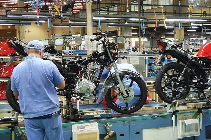 Produção de motos no PIM sofre queda em outubro