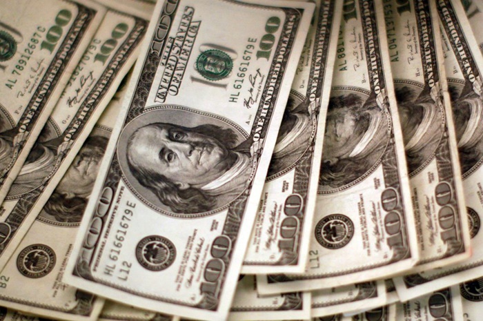 Dólar cai para R$ 5,08 em dia de otimismo externo