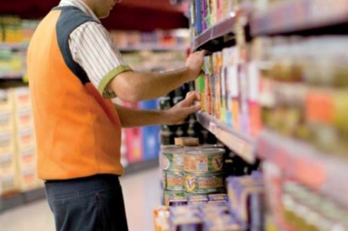 Trabalhadores de supermercados pedem nova rodada de negociações