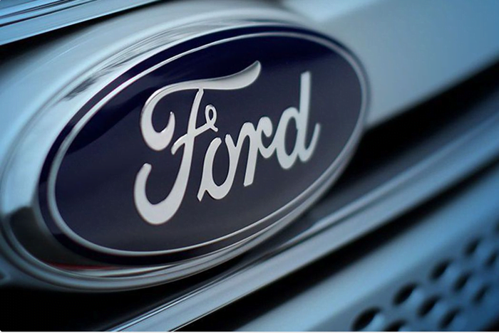 Setor automotivo liga sinal de alerta após saída da Ford
