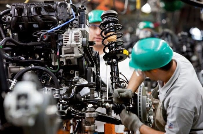 Atividade econômica tem alta de 0,59% em novembro, diz BC