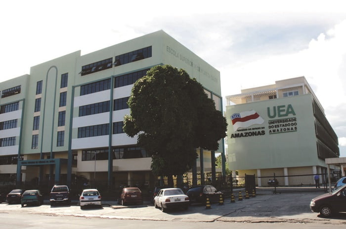 Conselho Universitário decide suspender atividades da UEA até dia 17 de janeiro