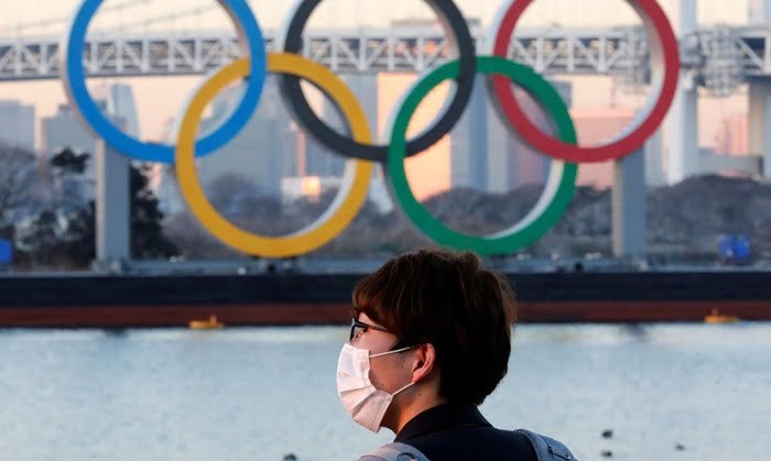 Torcida calada e com máscara nas Olimpíadas de Tóquio