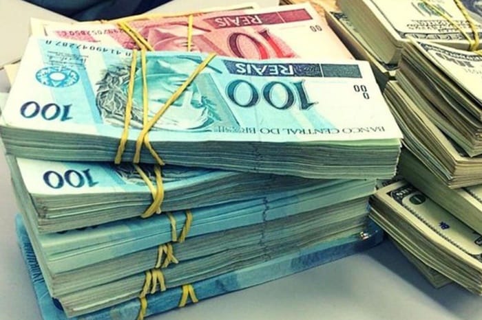 Cadê o dinheiro? União retém R$ 1 bilhão do AM - Jornal do Commercio