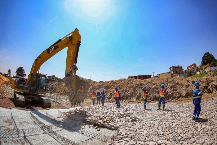 Trabalho tem impulso com obras do Prosamim+ - 2812 A7