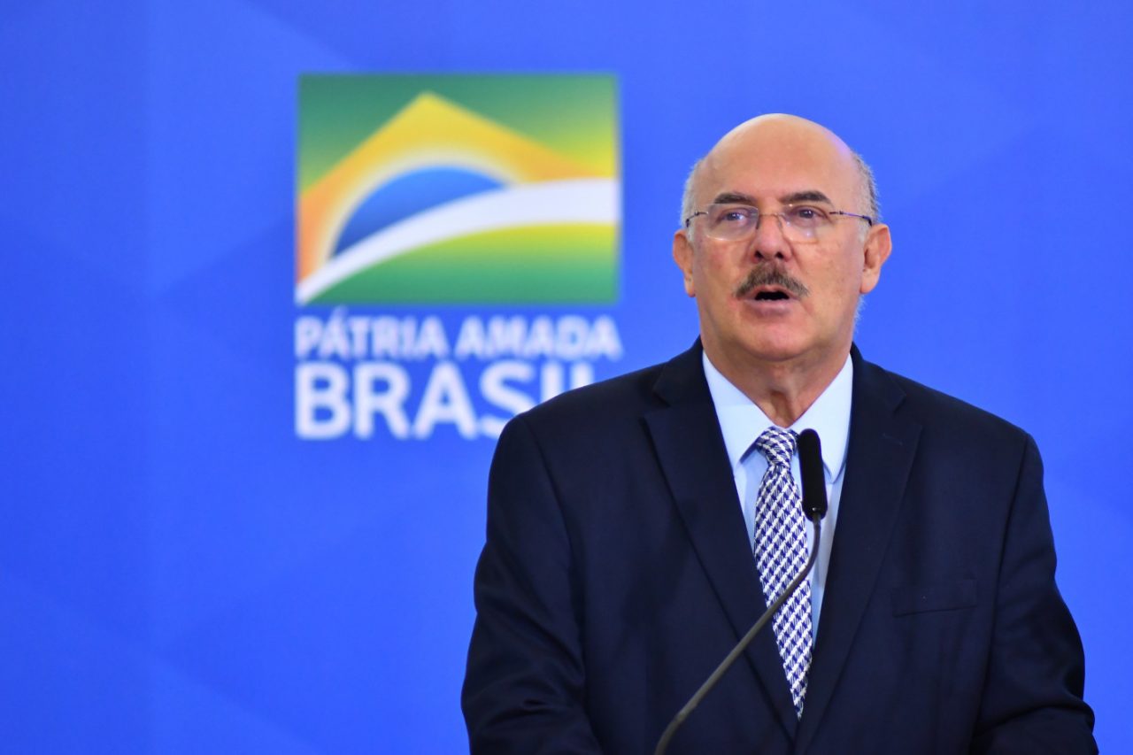Defesa de ex-ministro Milton Ribeiro diz que prisão foi ilegal e pedirá liberdade - milton ribeiro