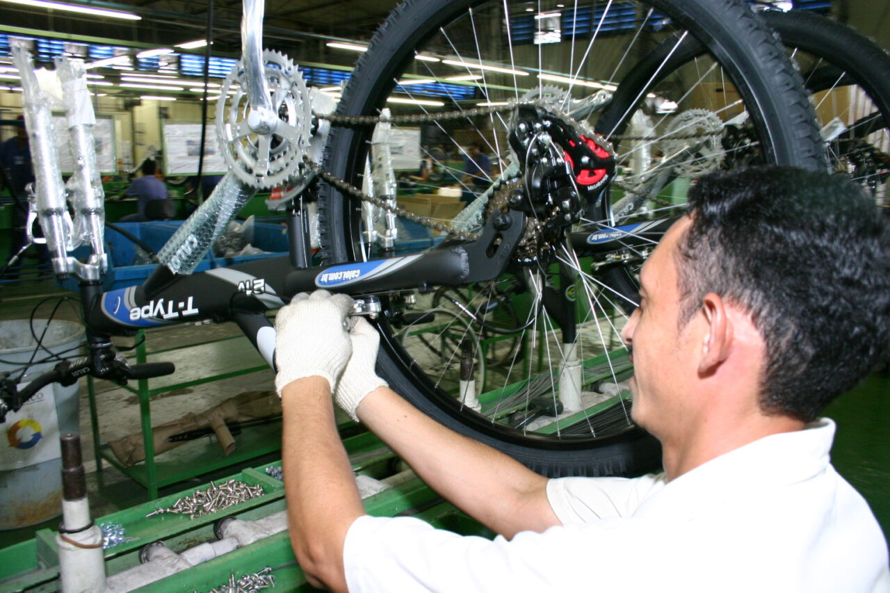 <em>Produção de bicicletas no PIM deve manter o mesmo nível do resultado do ano passado, segundo a Abraciclo</em> - 1407 A6 <em>Produção de bicicletas no PIM deve manter o mesmo nível do resultado do ano passado, segundo a Abraciclo</em> - 1407 A6