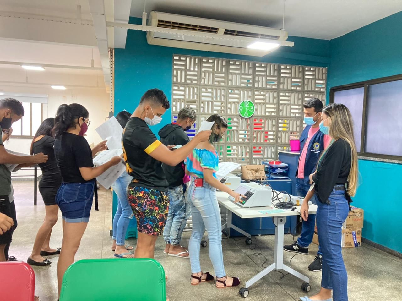 Recorde histórico para eleições de 2022 - jovem eleicao