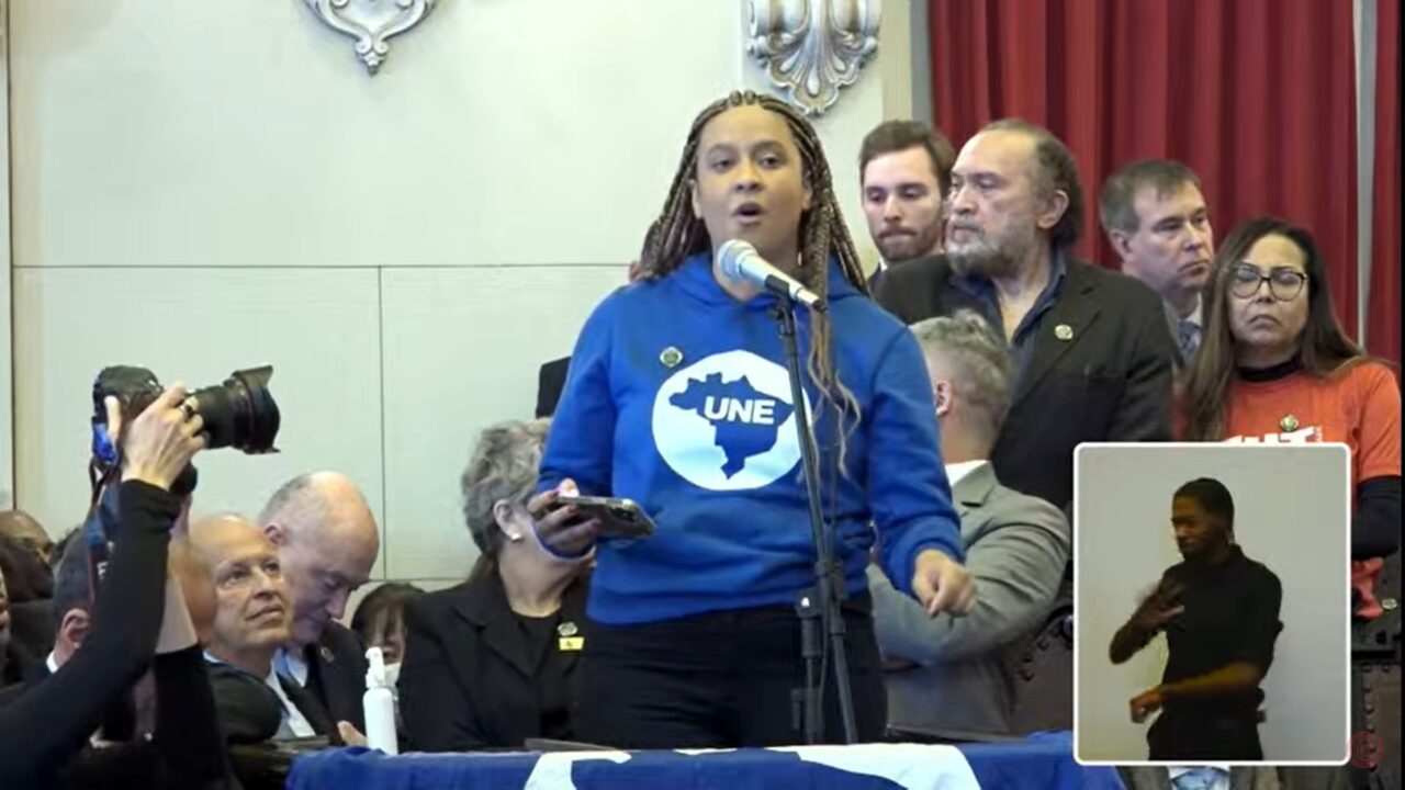 &nbsp;Bruna Brelaz - a amazonense que lidera estudantes brasileiros - 1208 B3b