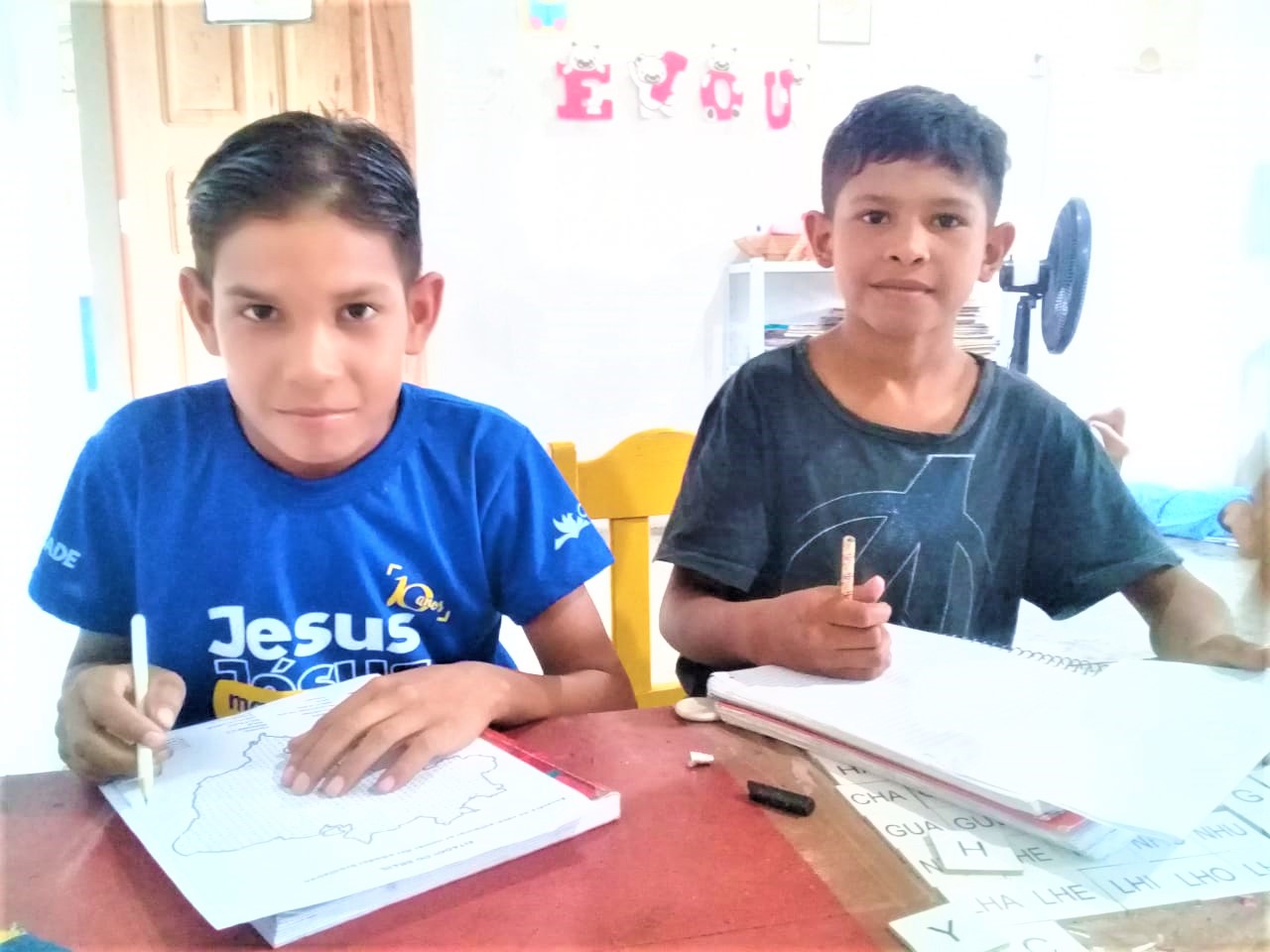 Projeto Ratos de Biblioteca instala bibliotecas em escolas de comunidades da Amazônia - 3008 B1a