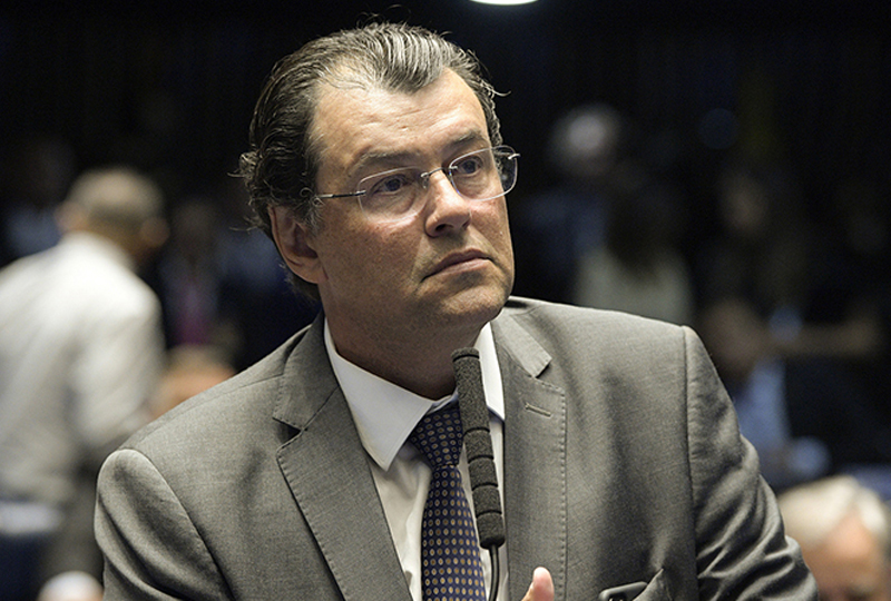 Disputa pelo Governo do Amazonas será intensa. Conheça os candidatos - Eduardo Braga Disputa pelo Governo do Amazonas será intensa. Conheça os candidatos - Eduardo Braga