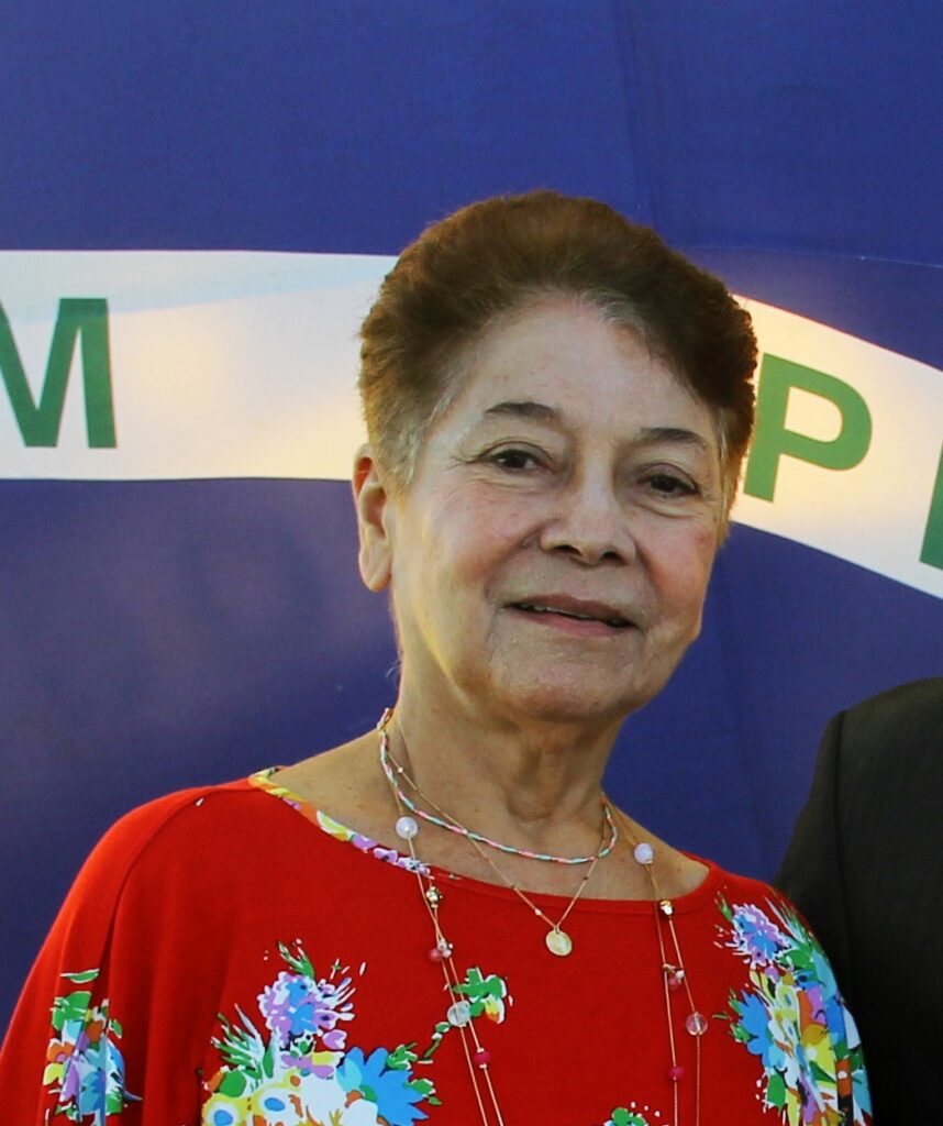 Guilherme Aluízo tem trajetória de sucesso eternizada em livro - Selma Guilherme Aluízo tem trajetória de sucesso eternizada em livro - Selma
