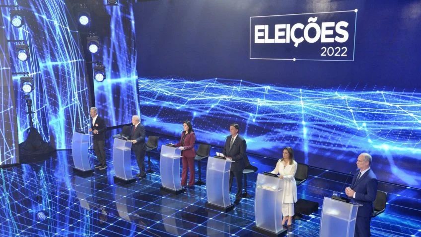 Troca de farpas e embate sobre corrupção marcam debate entre presidenciáveis - candidatosapresidente debate da band 28ago2022 848x477 1 Troca de farpas e embate sobre corrupção marcam debate entre presidenciáveis - candidatosapresidente debate da band 28ago2022 848x477 1