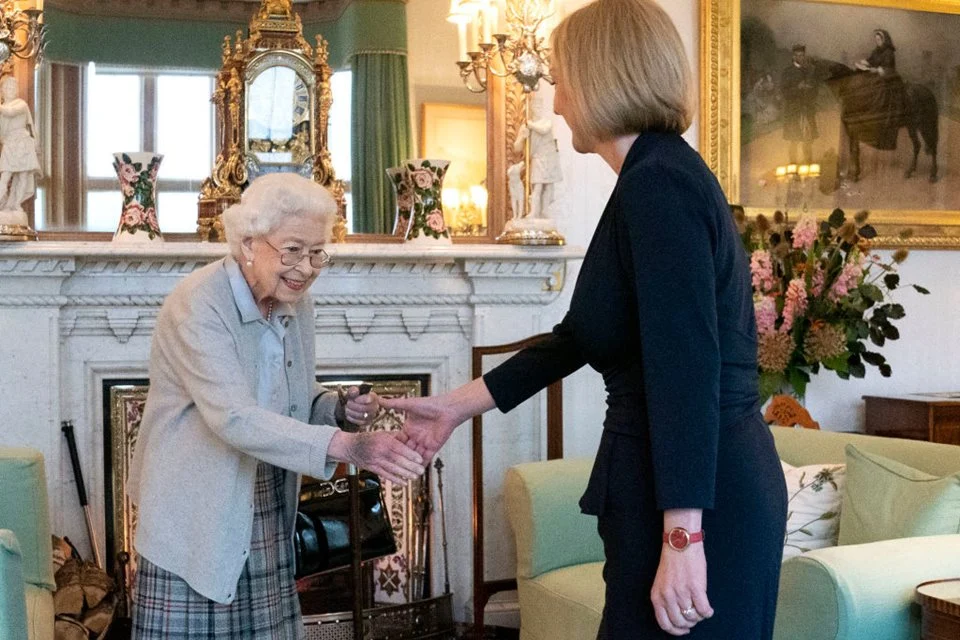 Rainha Elizabeth II morre aos 96 anos - Rainha Elizabeth recebe Liz Truss