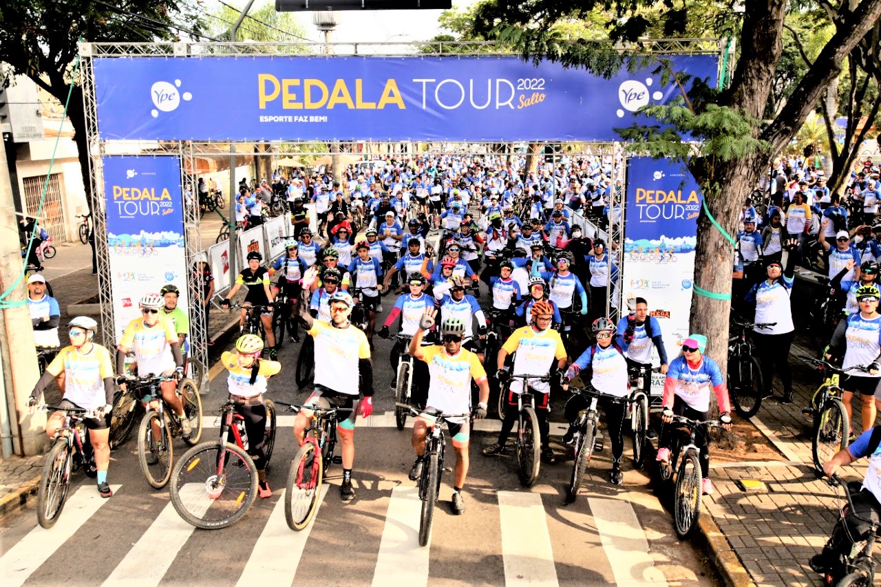 <strong>Pedala Tour pelas ruas de Manaus</strong> - 2110 B1a <strong>Pedala Tour pelas ruas de Manaus</strong> - 2110 B1a