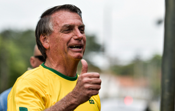 ‘Que vença o melhor’: Bolsonaro vota no Rio de Janeiro e fala em ‘eleições limpas’ - Bolsonaro 675x430 1