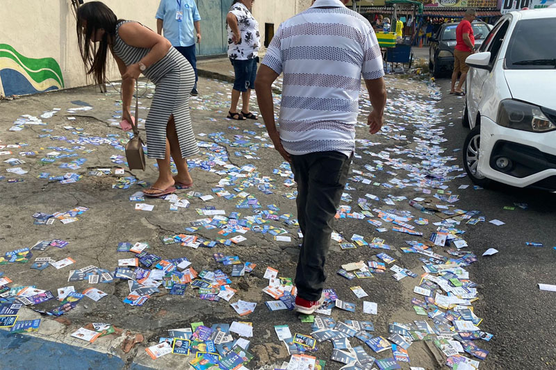 Eleições 2022 Santinhos ‘sujam As Ruas Da Cidade Jcam 40 