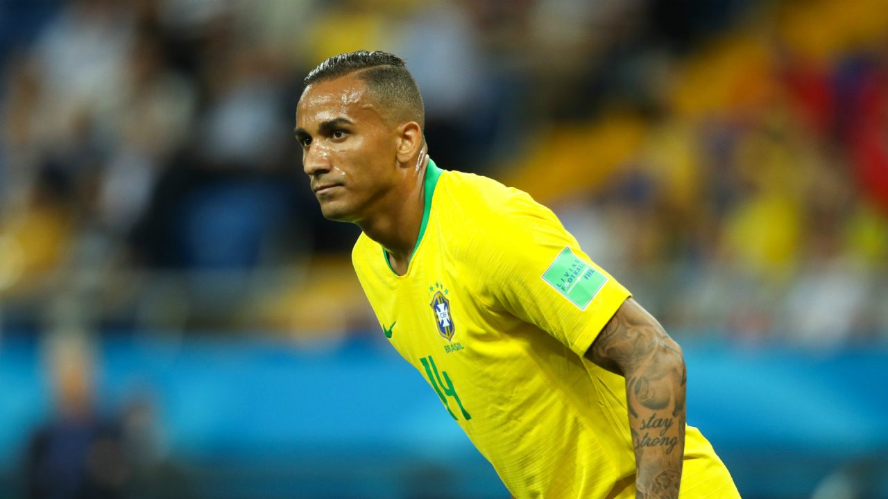 Neymar e Danilo estão fora da primeira fase da Copa do Mundo - danilo fora