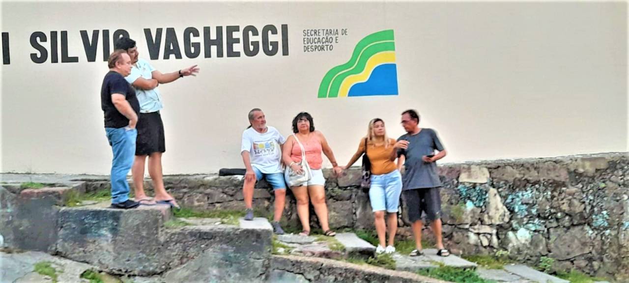 Grupo quer recuperar a 'escadaria do barão' e criar ponto turístico - 0112 B1b