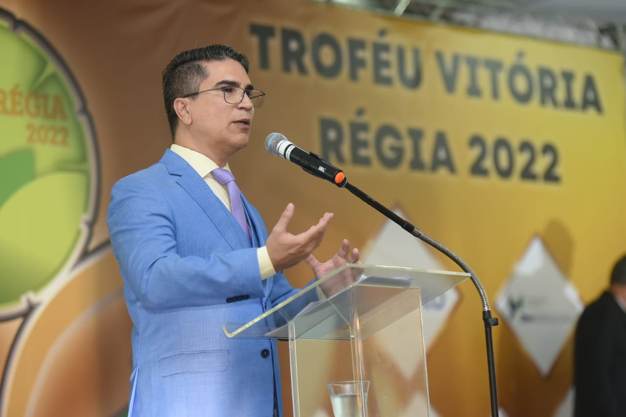 Troféu reconhece os melhores do mercado de seguros - 1512 B3bb Troféu reconhece os melhores do mercado de seguros - 1512 B3bb