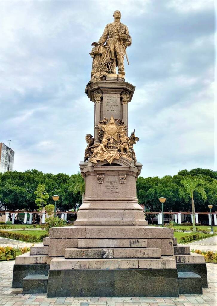  El Dorado é agora na praça da Saudade - 1701 B1c