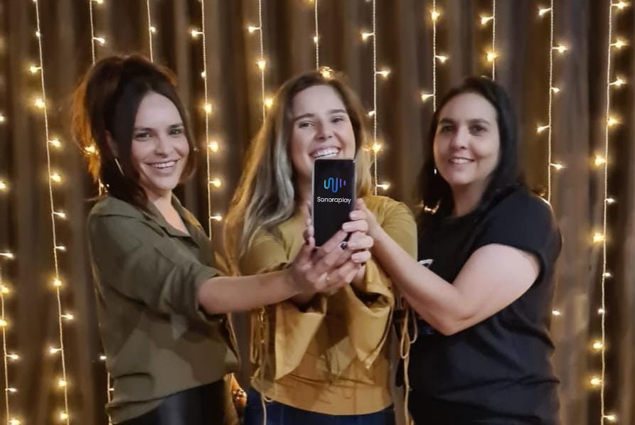 Mulheres se destacam à frente da 1ª startup de entretenimento do Norte do País - sonoraplay socias