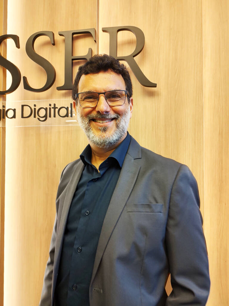 Flosser revoluciona o mercado - 5 Dr. Rogerio Carvalho socio da Flosser Flosser revoluciona o mercado - 5 Dr. Rogerio Carvalho socio da Flosser