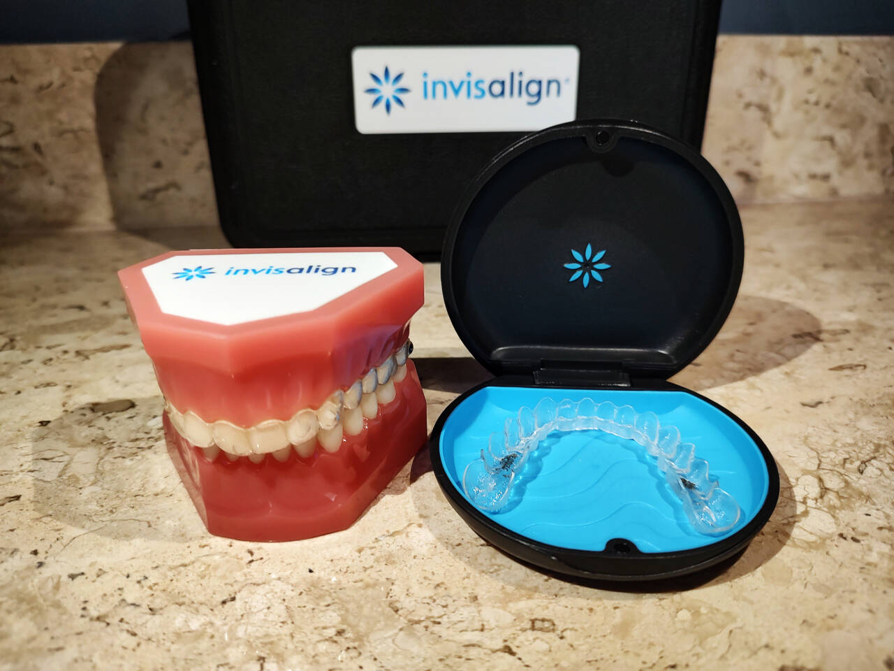 Flosser revoluciona o mercado - 9 Invisalign alta tecnologia em Ortodontia Digital Flosser revoluciona o mercado - 9 Invisalign alta tecnologia em Ortodontia Digital