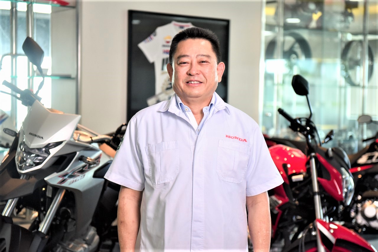 Motos puxam indústria para cima - 1805 B1a