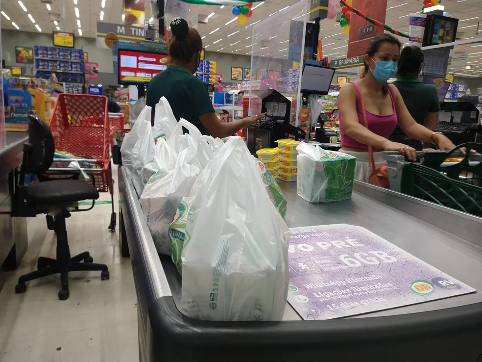 Lei das Sacolas ainda patina no Amazonas - D6b Lei das Sacolas ainda patina no Amazonas - D6b
