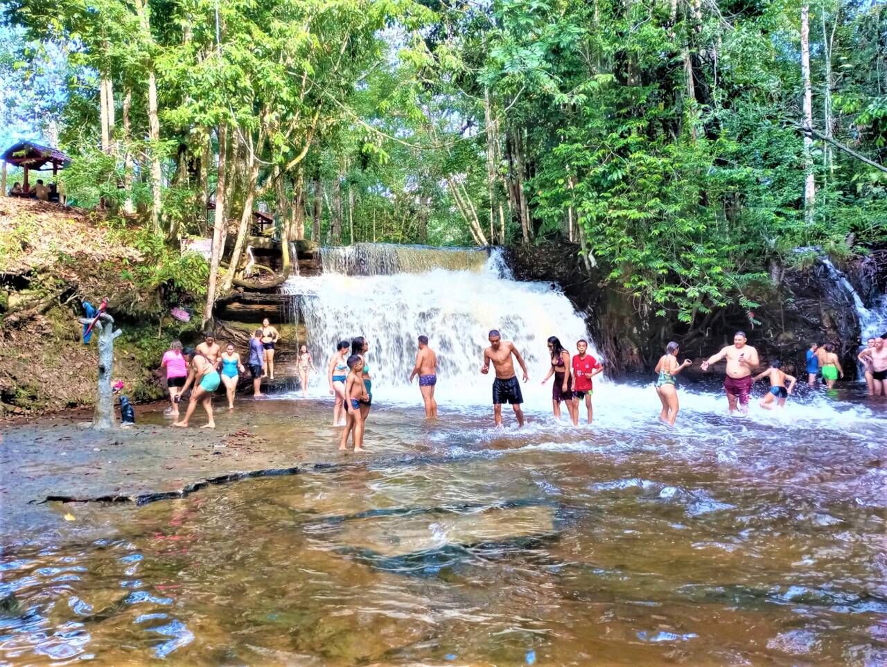 Presidente Figueiredo e suas cachoeiras continuam a atrair milhares de visitantes - B1a 3