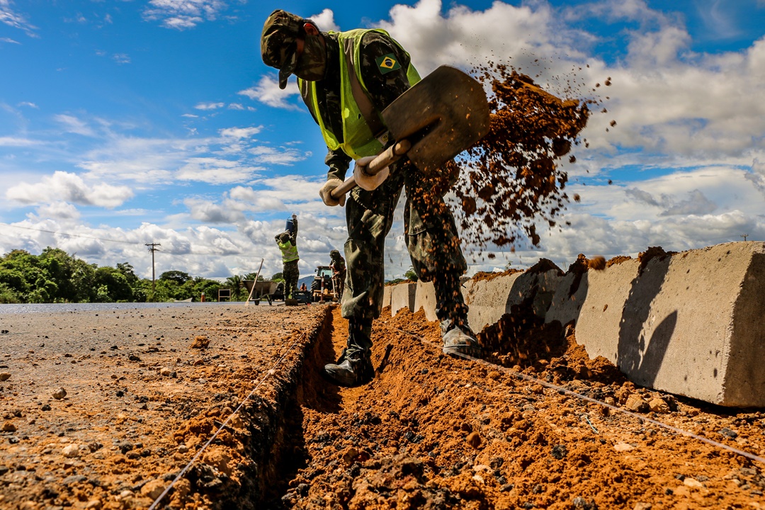 Engenharia Militar na Amazônia: Desafios e Progresso na Integração Regional - CMA1