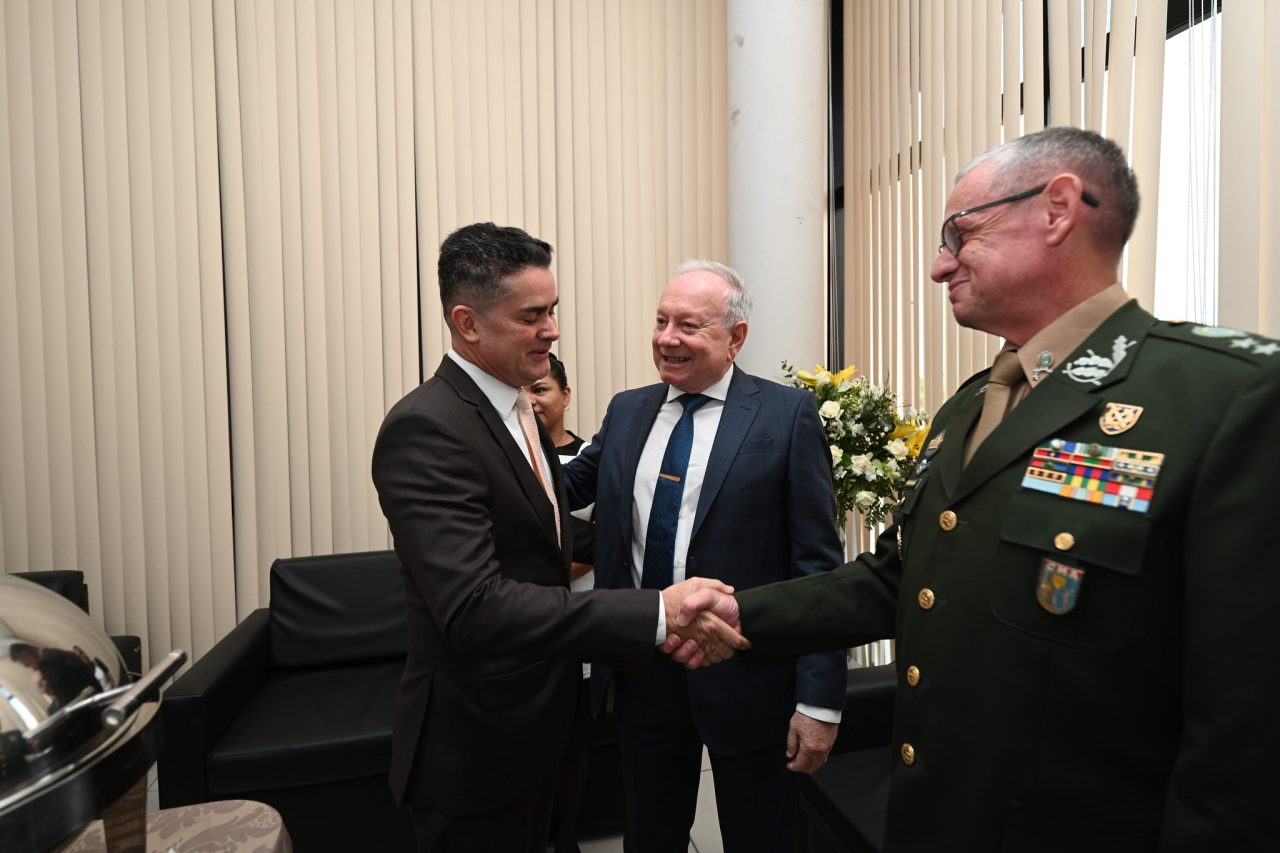 João Simões no comando do TRE/AM - 1405 A7b