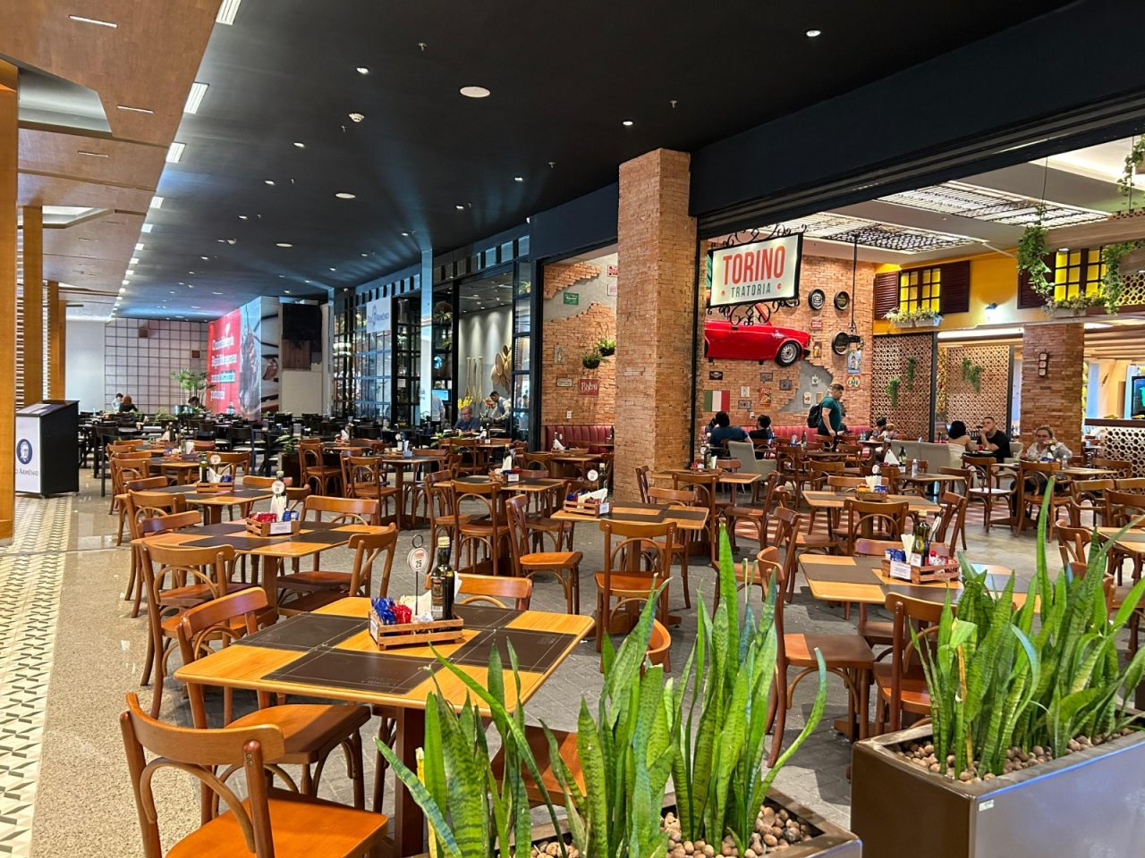 Alameda Gourmet do Amazonas Shopping ganha dois novos restaurantes: Coco Bambu e Porteira Picanharia - Imagem do WhatsApp de 2024 07 16 as 15.23.03 2ddd995e Alameda Gourmet do Amazonas Shopping ganha dois novos restaurantes: Coco Bambu e Porteira Picanharia - Imagem do WhatsApp de 2024 07 16 as 15.23.03 2ddd995e