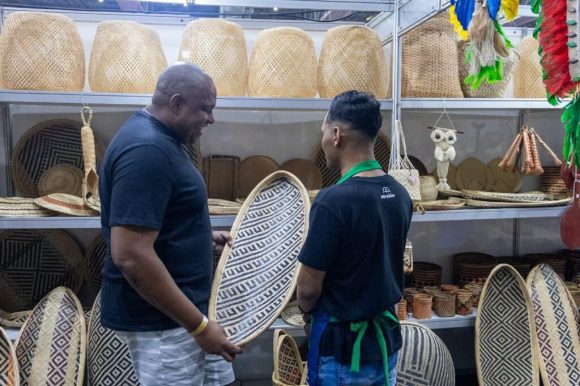Artesãos do Amazonas arrecadam mais de R$ 400 mil na 24ª Fenearte, em Pernambuco - Setemp Fenearte Foto Divulgacao 1 1024x682 1