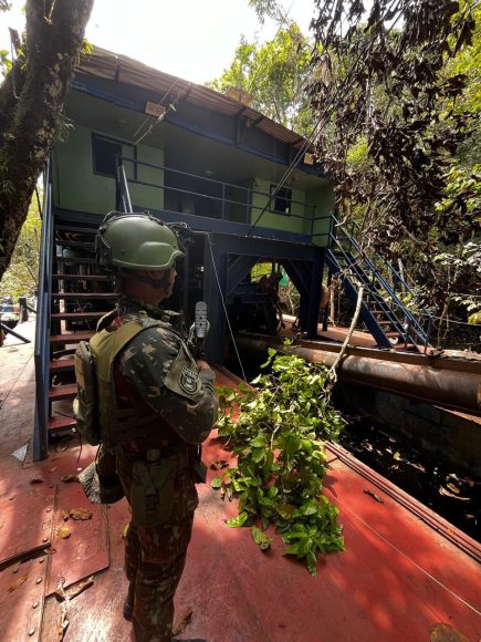 Operação Ágata: Exército Brasileiro realiza ações integradas na faixa de fronteira amazônica - WhatsApp Image 2024 07 26 at 12.52.40 Operação Ágata: Exército Brasileiro realiza ações integradas na faixa de fronteira amazônica - WhatsApp Image 2024 07 26 at 12.52.40