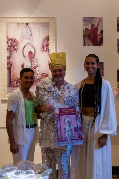 Casa das Artes recebe exposição que homenageia Gilmar Pereira por 36 anos de sacerdócio em Manaus - cultura devocao e resiliencia divulgacao 02 682x1024 1