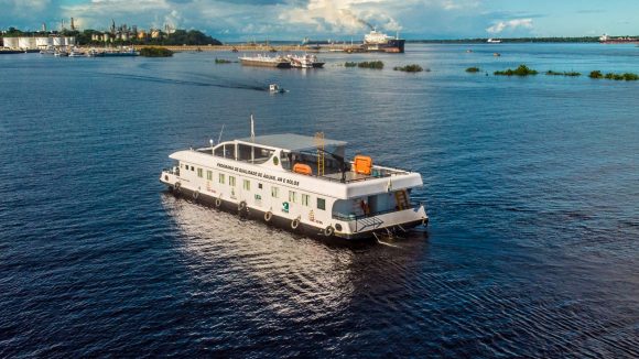 Pesquisadores realizam expedição para monitorar qualidade da água do Rio Negro - pesquisadores monitoram agua do rio negro 2