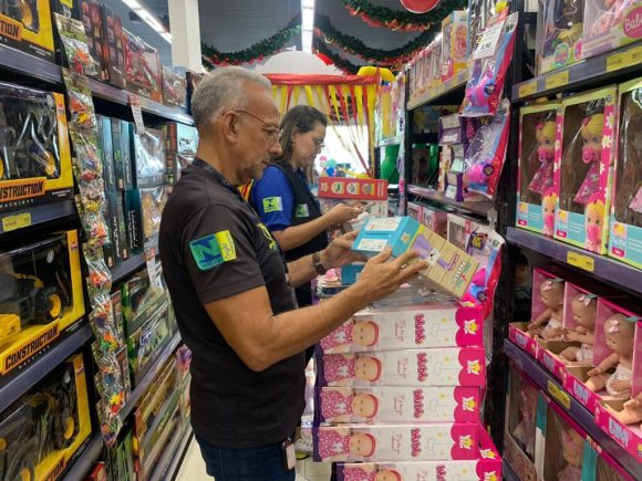 Operação Criança Segura: Ipem-AM retira de circulação mais de 2 mil brinquedos irregulares em Manaus - IPEM 2 1024x768 1