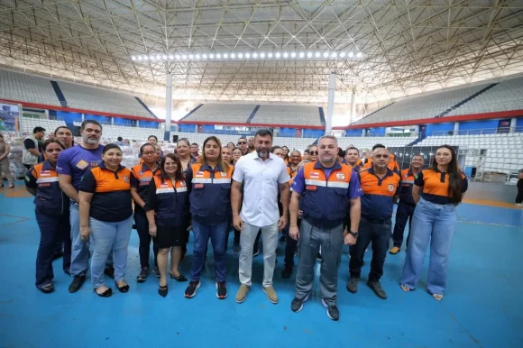 Wilson Lima acompanha envio de ajuda humanitária para comunidades rurais de Manaus - PHOTO 2024 10 01 13 55 49 2 1024x682 1 Wilson Lima acompanha envio de ajuda humanitária para comunidades rurais de Manaus - PHOTO 2024 10 01 13 55 49 2 1024x682 1