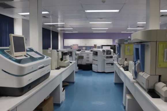 Governo do Am garante a realização de 1,3 milhão de exames laboratoriais, entre janeiro e setembro - SES AM Hospital Delphina Aziz realiza 13 milhao de exames Fotos Divulgacao 3 Governo do Am garante a realização de 1,3 milhão de exames laboratoriais, entre janeiro e setembro - SES AM Hospital Delphina Aziz realiza 13 milhao de exames Fotos Divulgacao 3